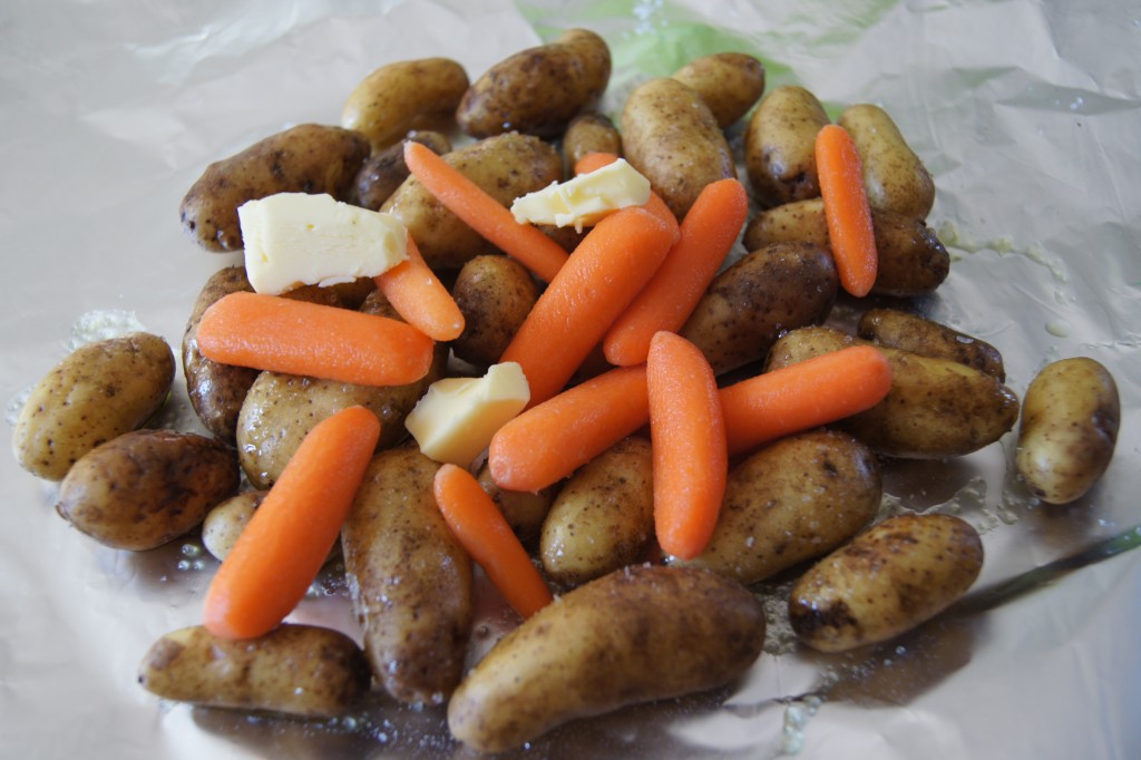 Grillet Kveite Med Aspargespoteter Fra Gydas G rd Ertepur Og 